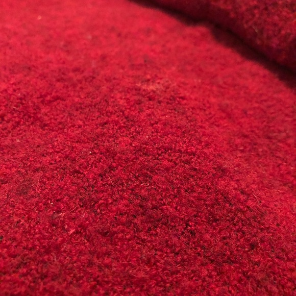 Fuzzy red sweater - Picture 4 of 5